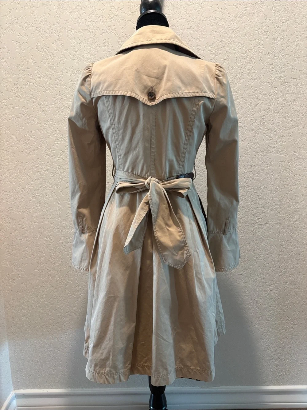 Burberry Size 36 (XS US) Trench Coat Khaki With Belt - Picture 8 of 14